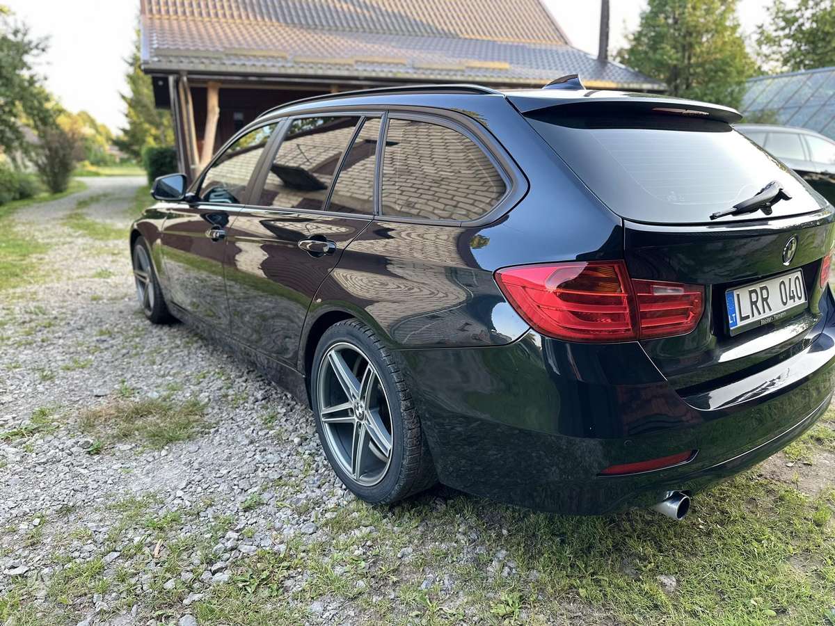 BMW 318 2013 — photo 5