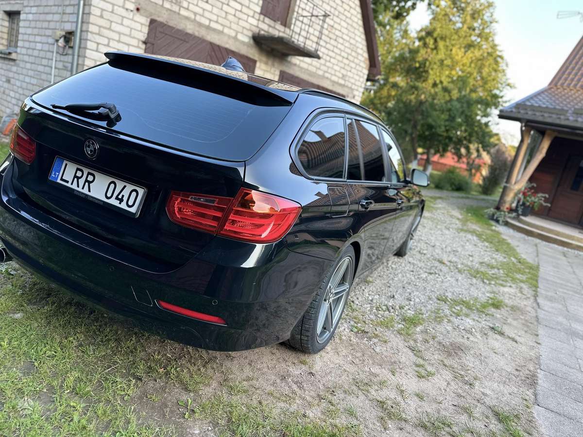 BMW 318 2013 — photo 7
