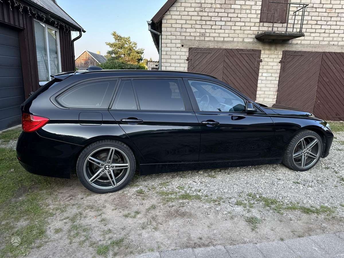 BMW 318 2013 — photo 8