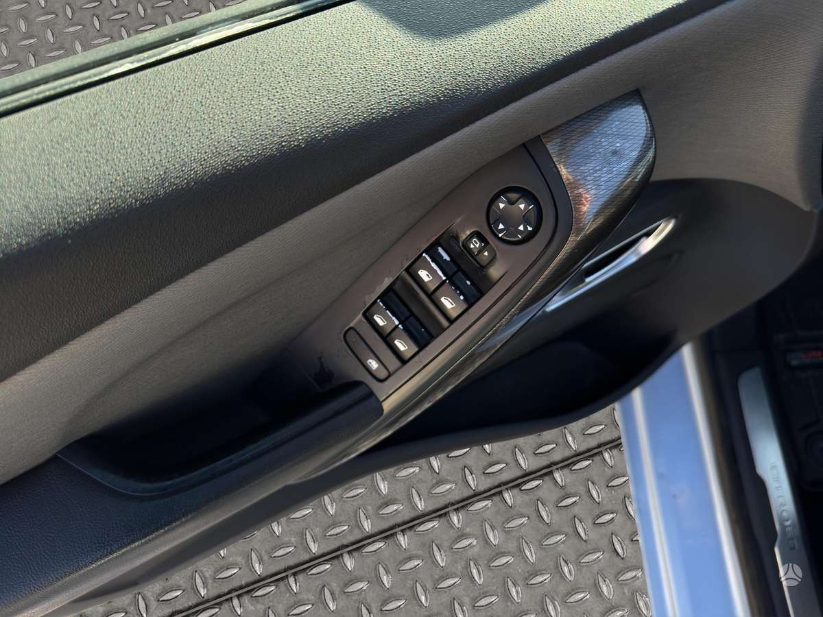Citroen Grand 2014 — photo 13
