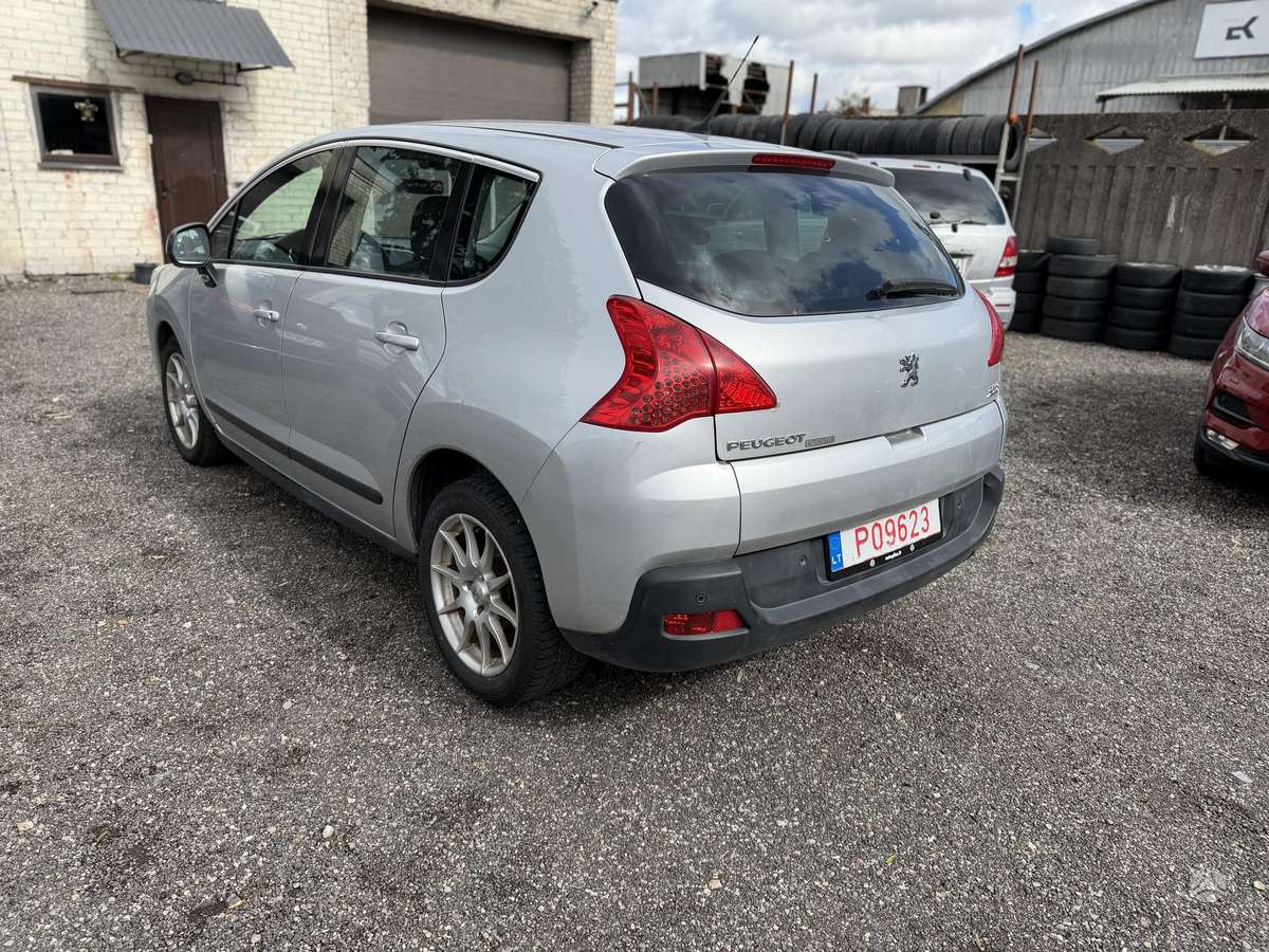 Peugeot 3008 2010 — photo 5