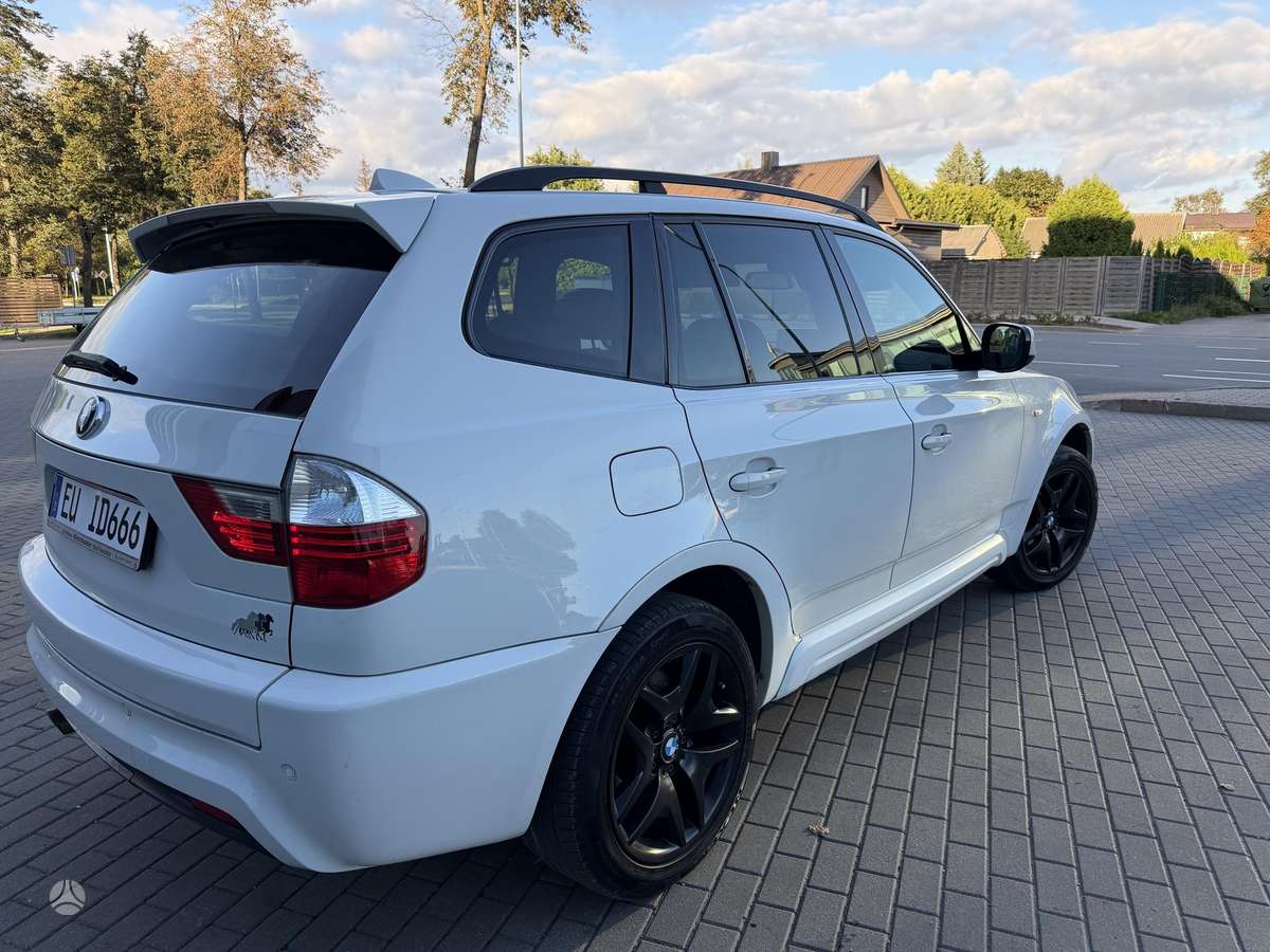 BMW X3 2010 — photo 5