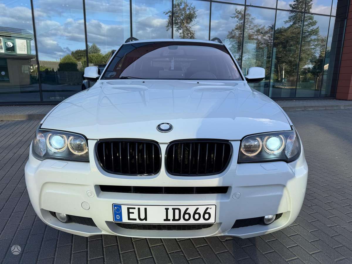 BMW X3 2010 — photo 6