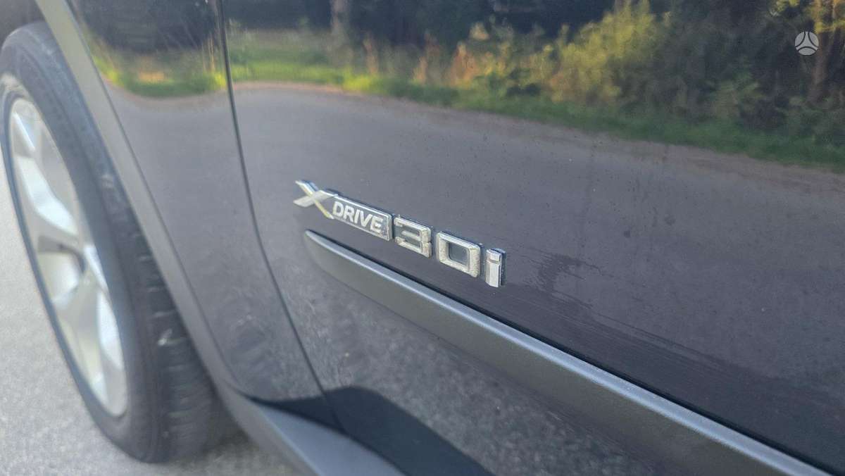 BMW X5 2009 — photo 15