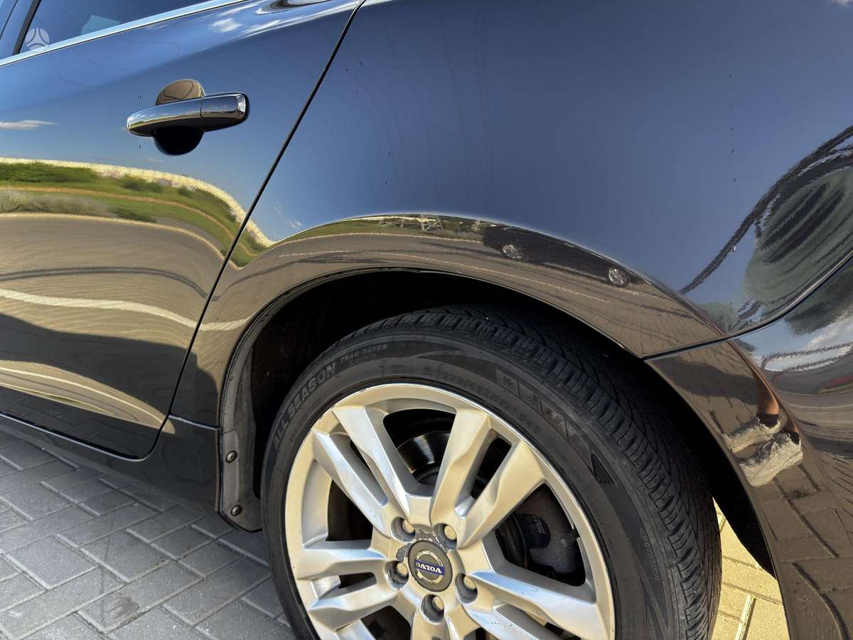 Volvo V60 2011 — photo 19