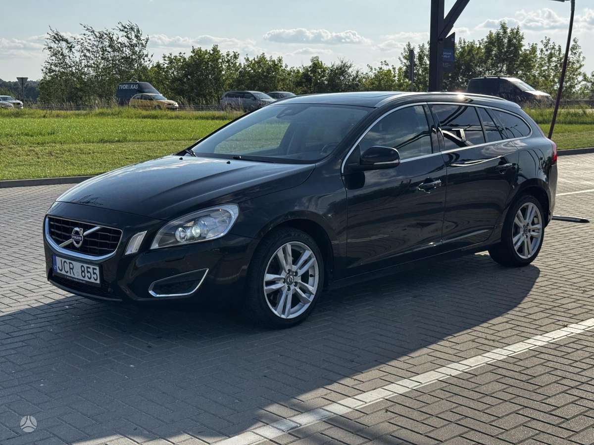 Volvo V60 2011 — photo 21