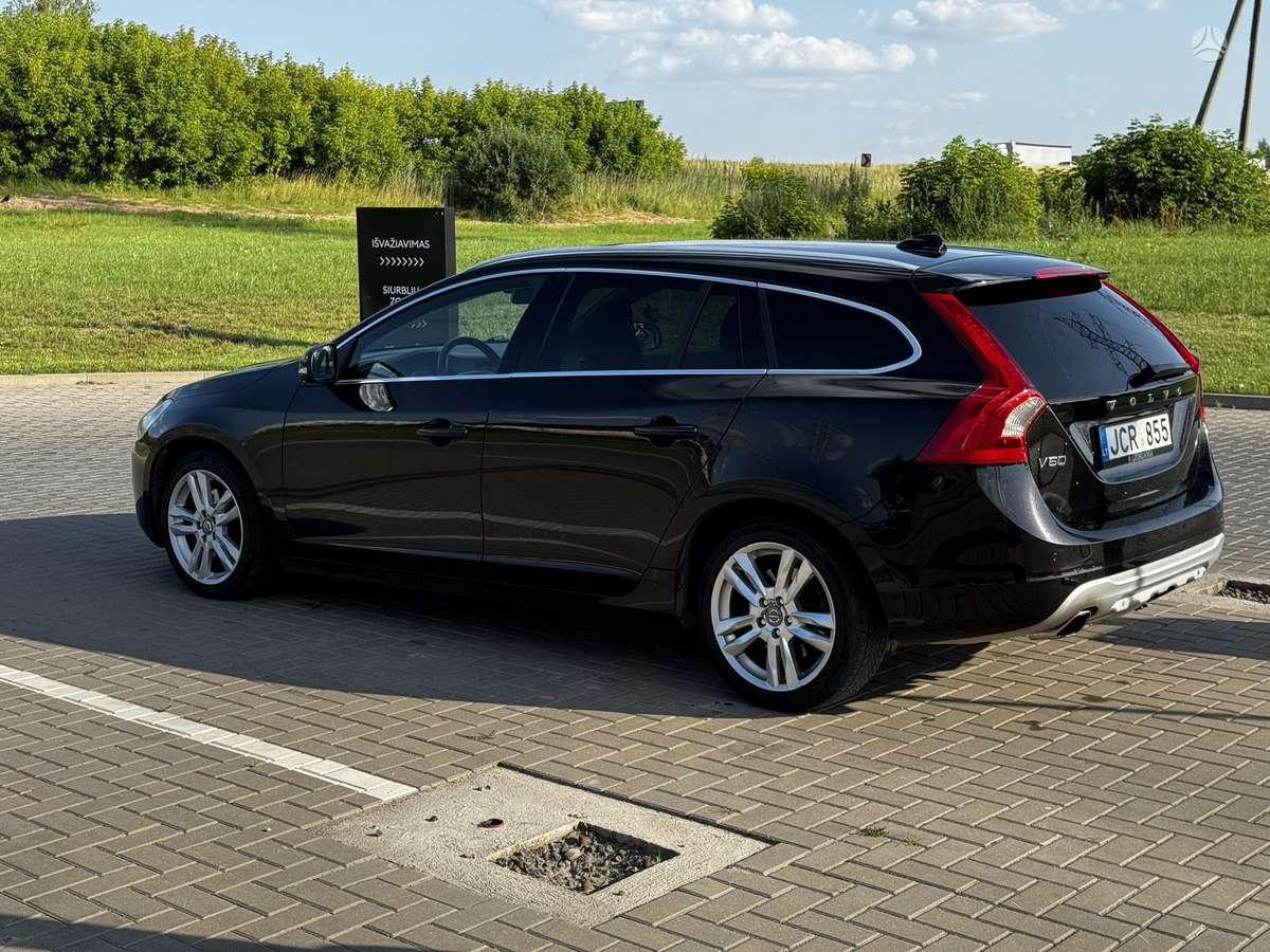 Volvo V60 2011 — photo 6