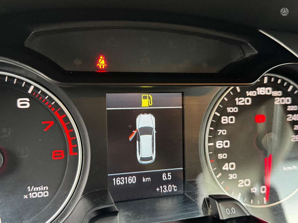Audi A4 2011 — photo 25