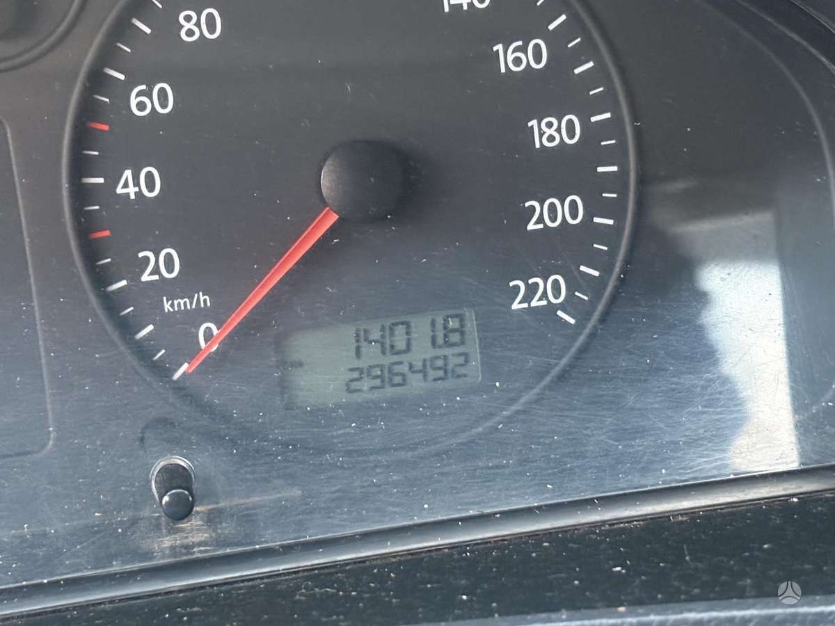 Volkswagen Transporter 2006 — двигун 1900 cm³