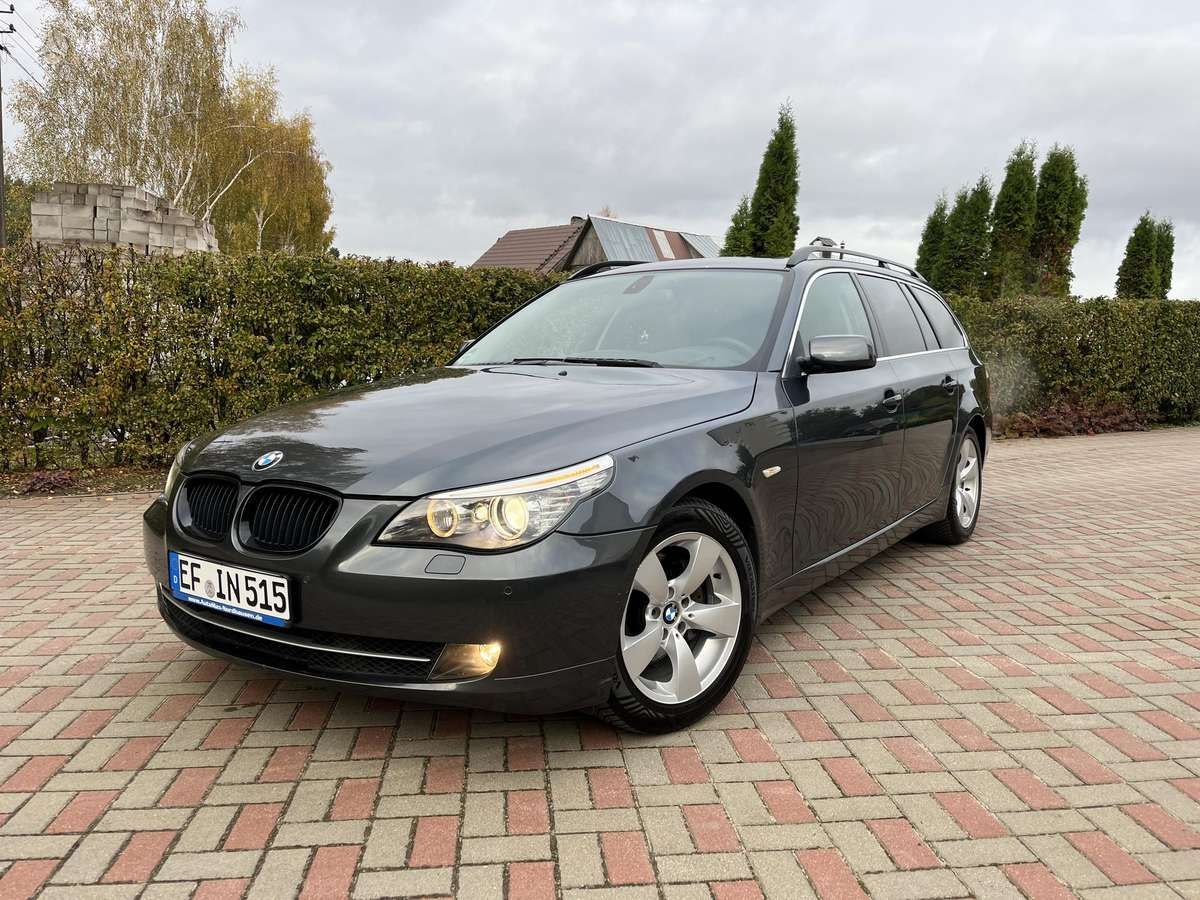 BMW 525 2007 — вигляд ззаду