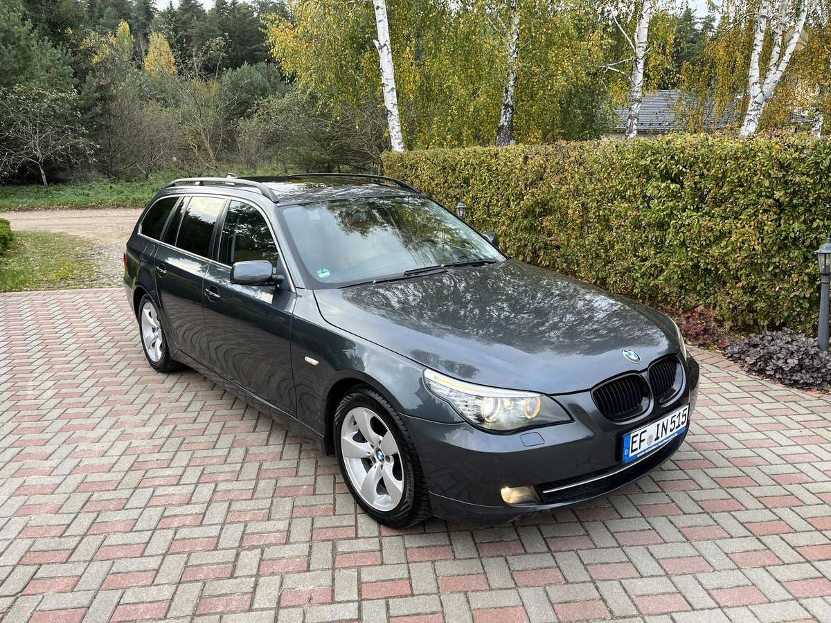 BMW 525 2007 — двигун 2993 cm³, 197 HP (145kW)