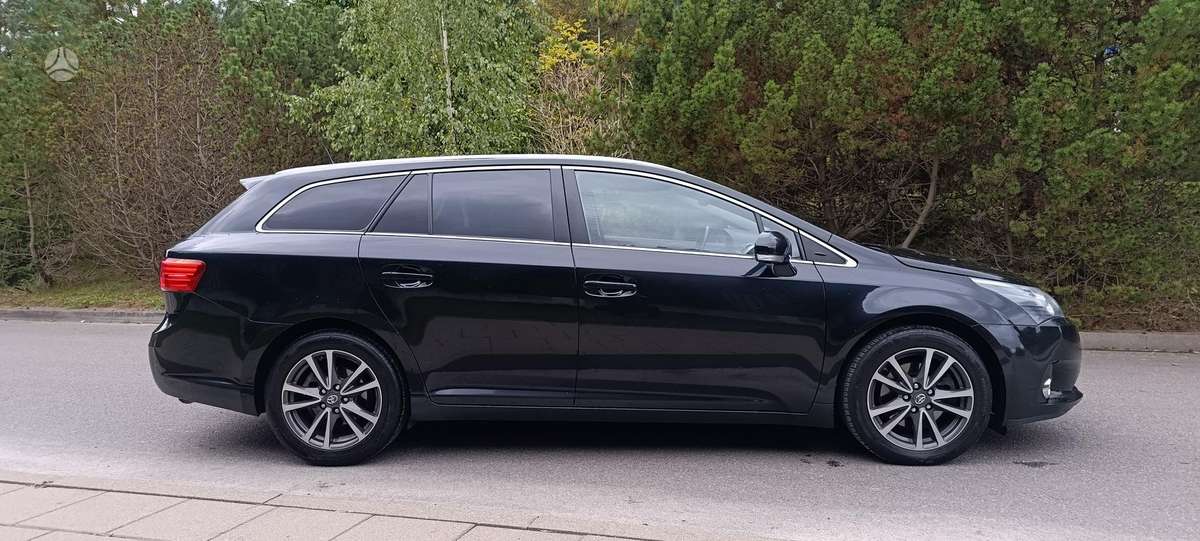 Toyota Avensis 2015 — photo 6