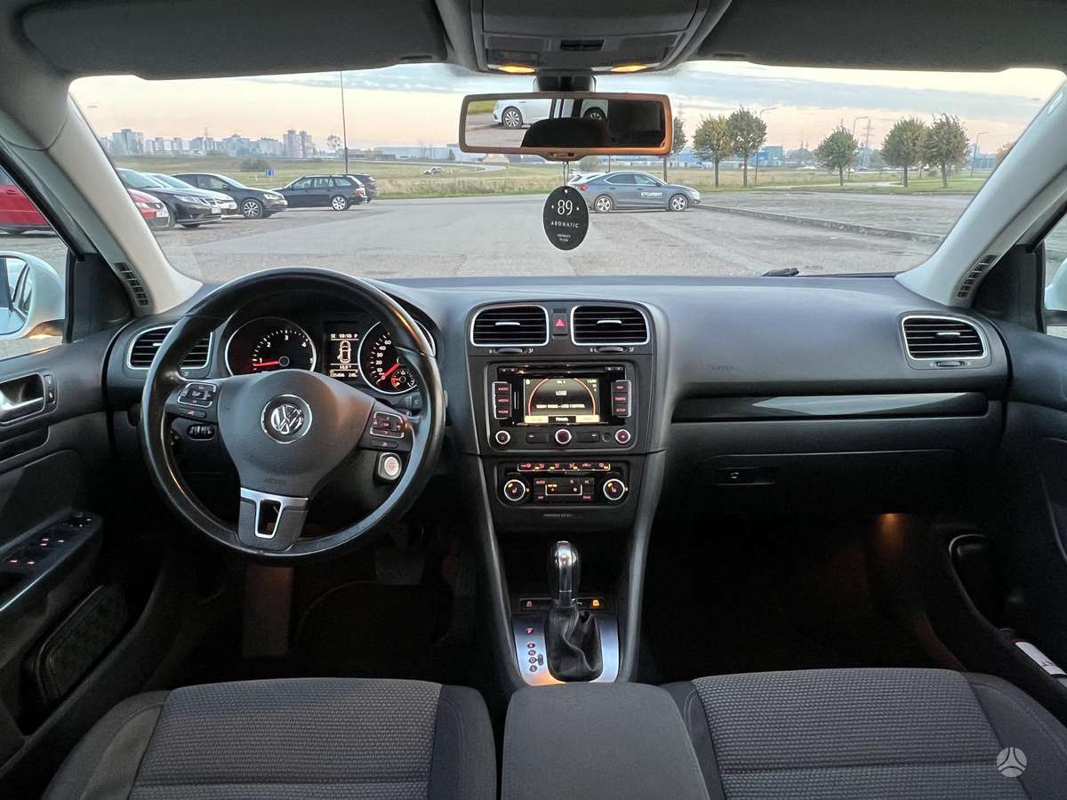 Volkswagen Golf 2012 — photo 11