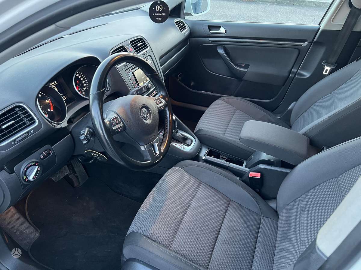 Volkswagen Golf 2012 — photo 9