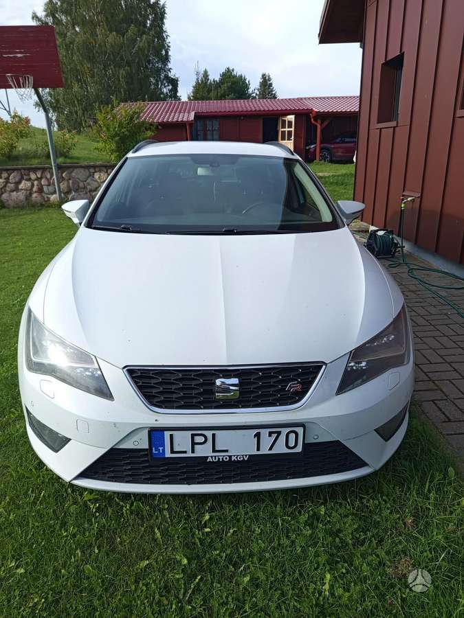 Seat Leon 2014 — interior