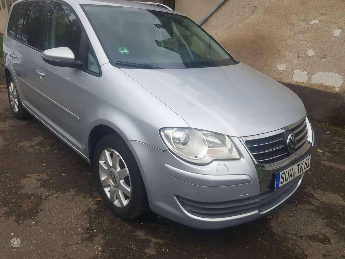 Volkswagen Touran 2010 — vehicle for AFU Ukraine