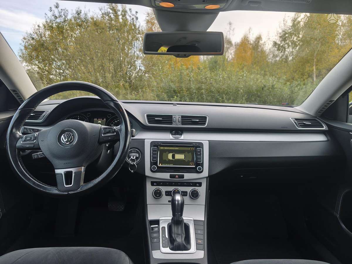Volkswagen Passat 2014 — photo 11