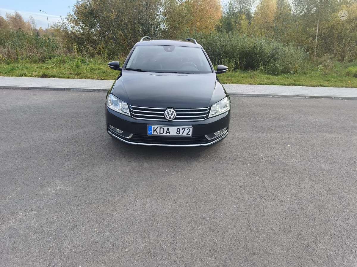 Volkswagen Passat 2014 — interior