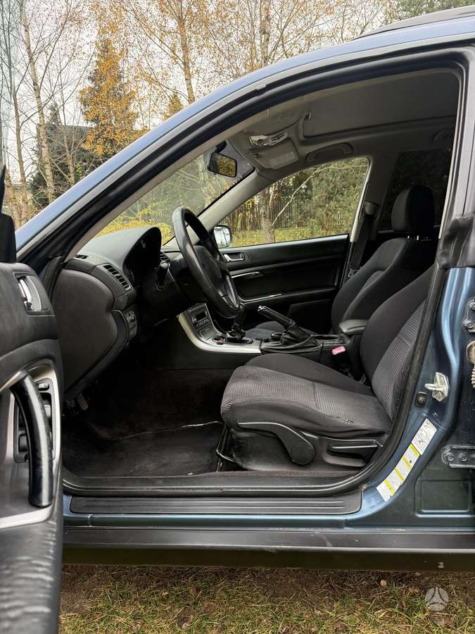 Subaru Outback 2004 — фото 12
