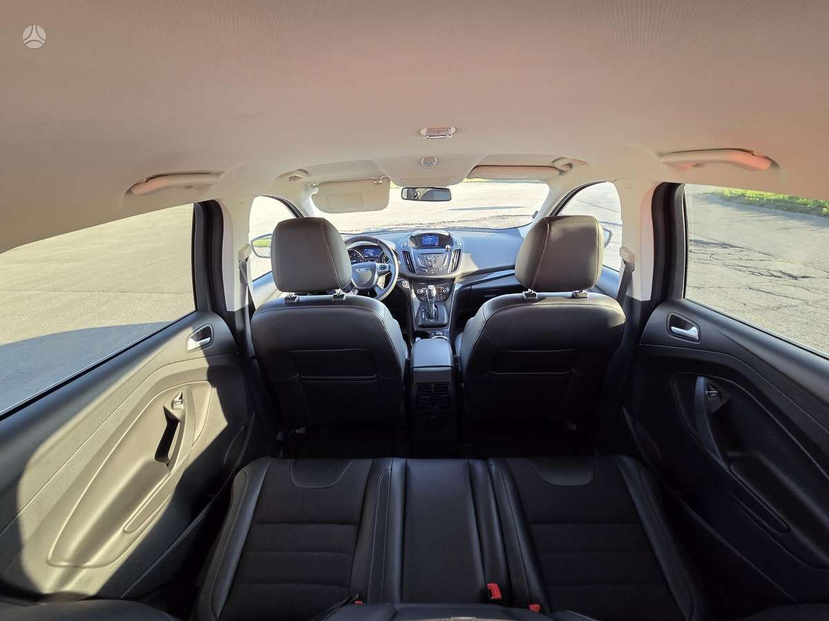 Ford Kuga 2014 — photo 16