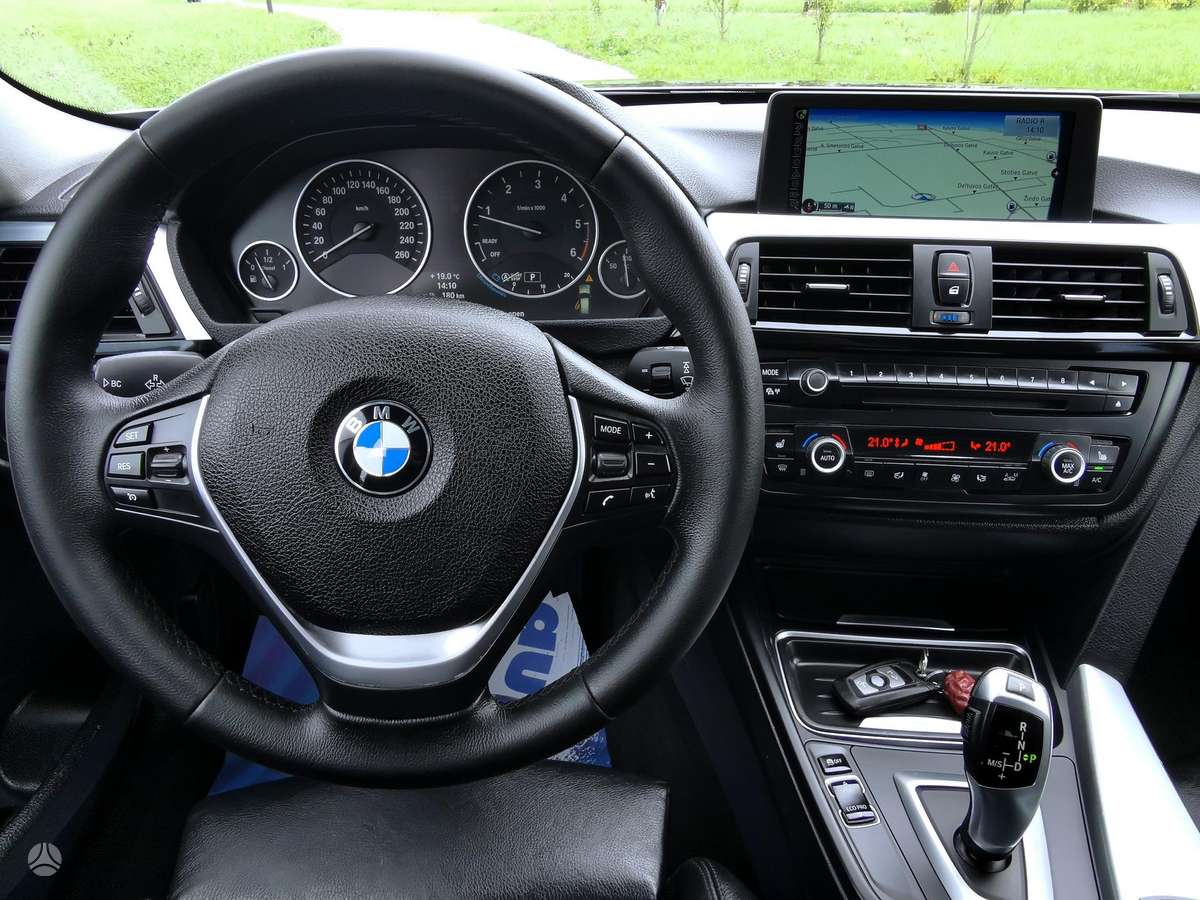 BMW 320 2013 — фото 21