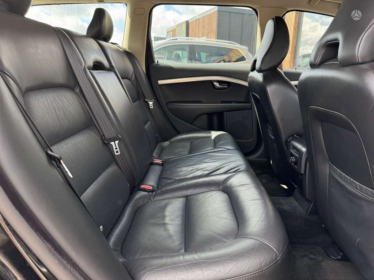 Volvo V70 2008 — photo 15