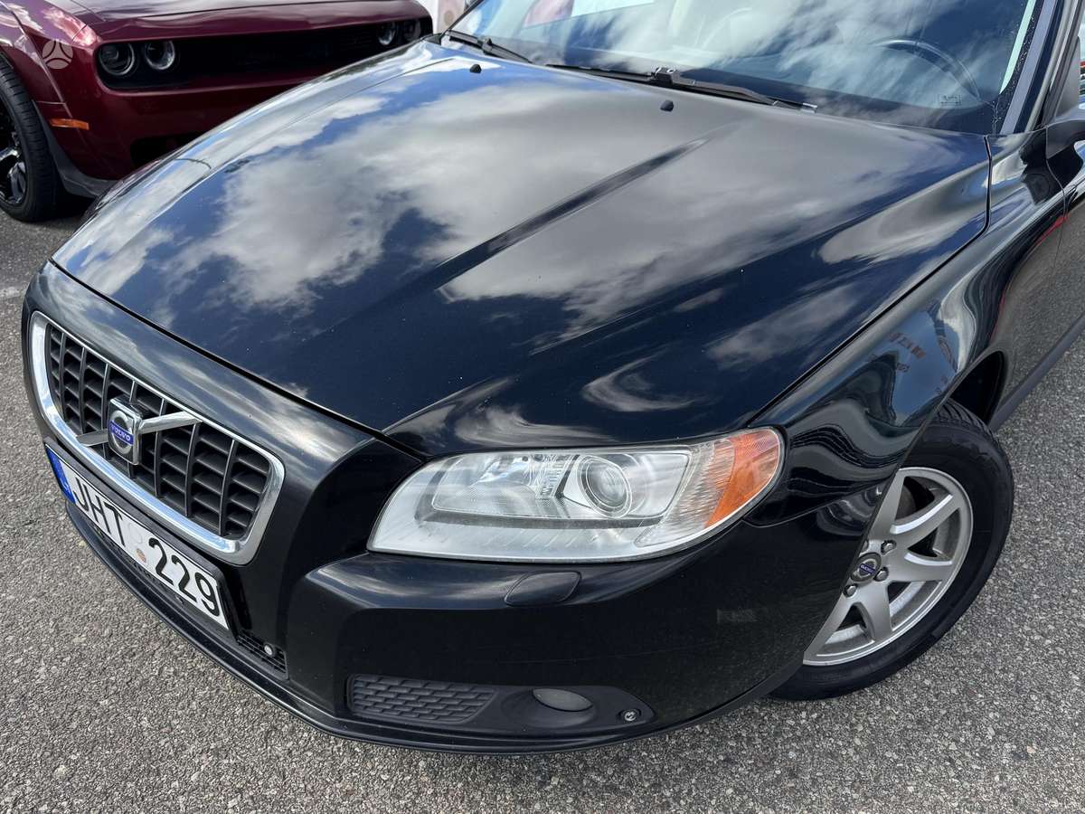 Volvo V70 2008 — engine 2401 cm³, 163 HP (120kW)