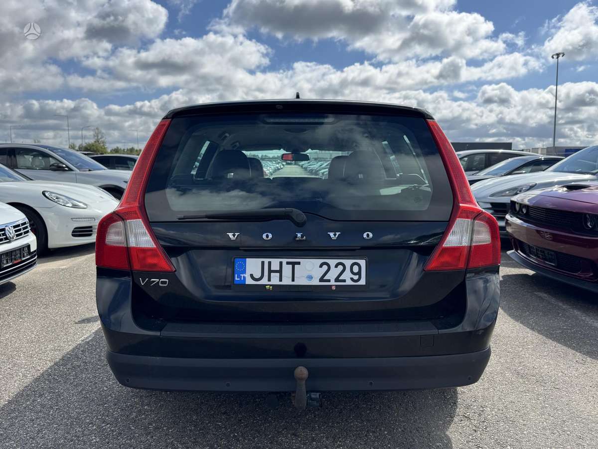 Volvo V70 2008 — photo 9