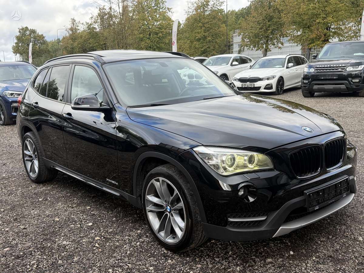 BMW X1 2012 — фото 9