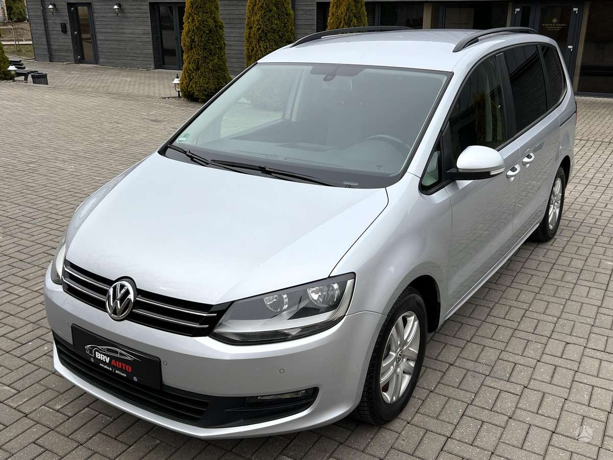 Volkswagen Sharan 2010 — photo 18