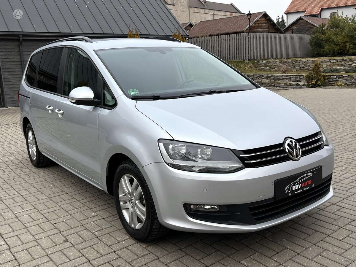 Volkswagen Sharan 2010 — photo 19