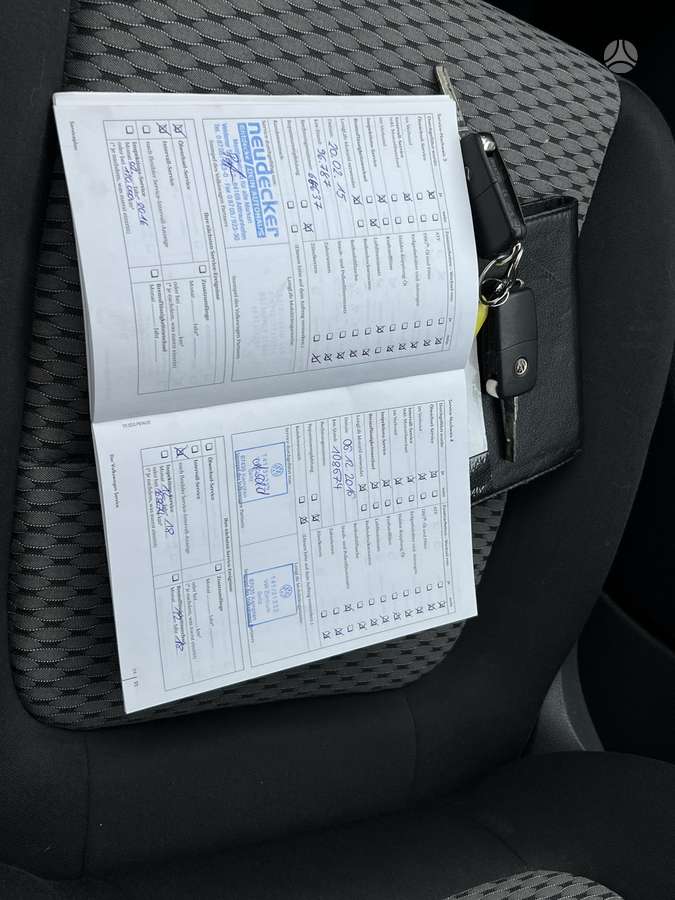 Volkswagen Sharan 2010 — photo 37