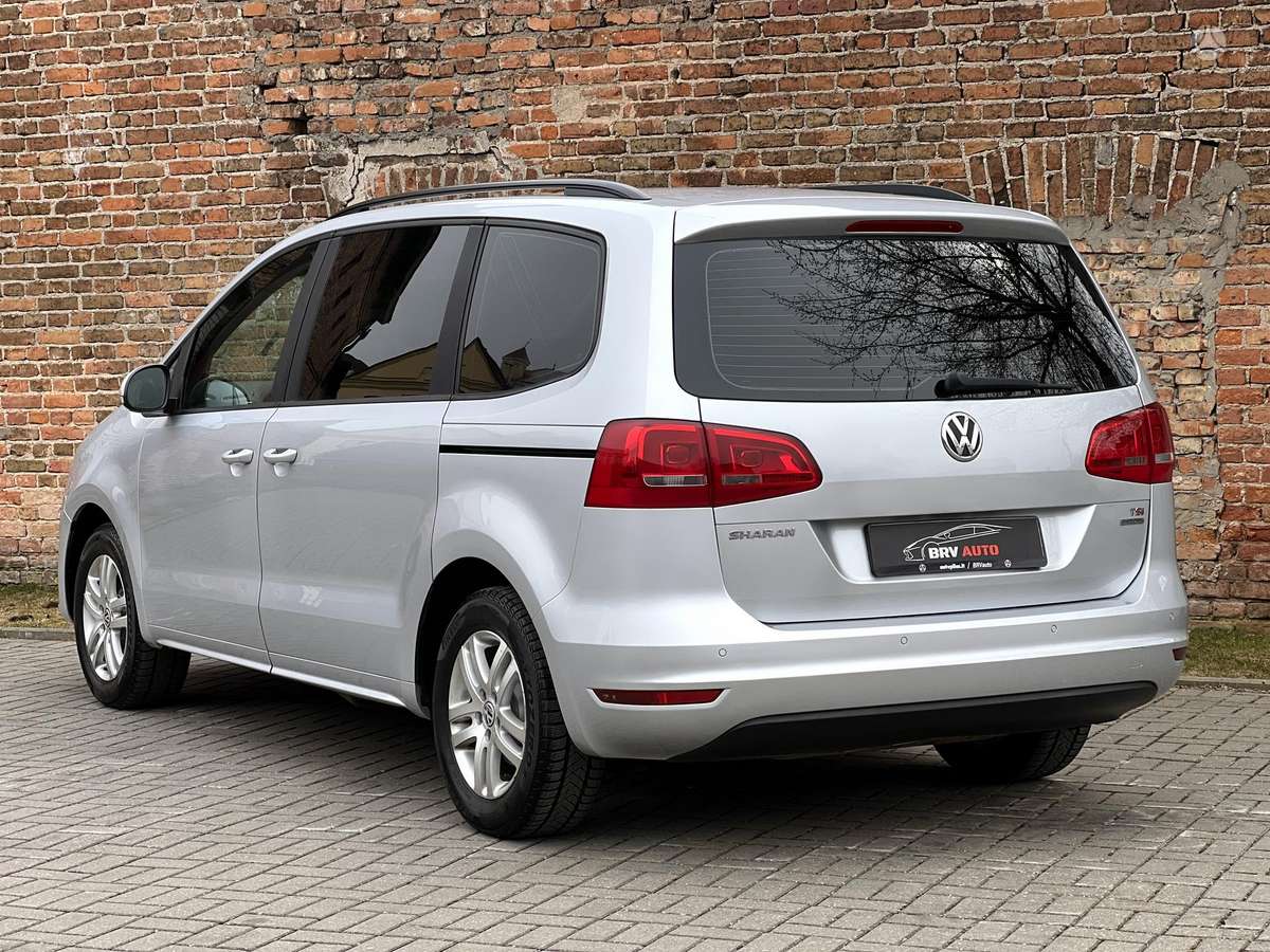 Volkswagen Sharan 2010 — photo 9