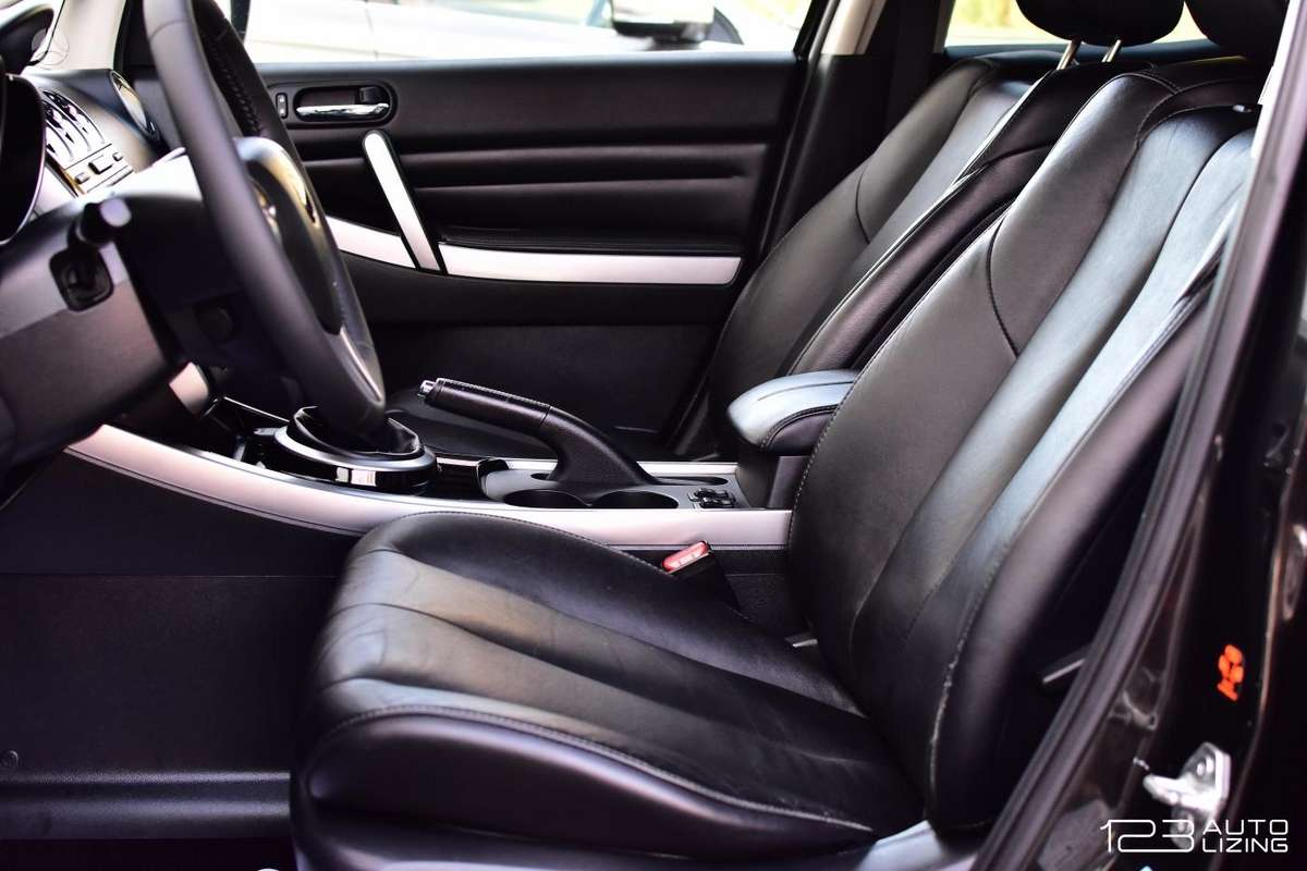 Mazda CX-7 2010 — photo 14
