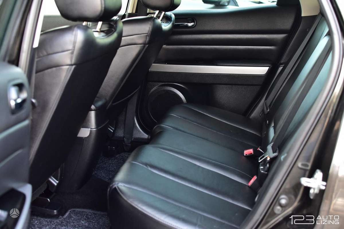 Mazda CX-7 2010 — photo 16
