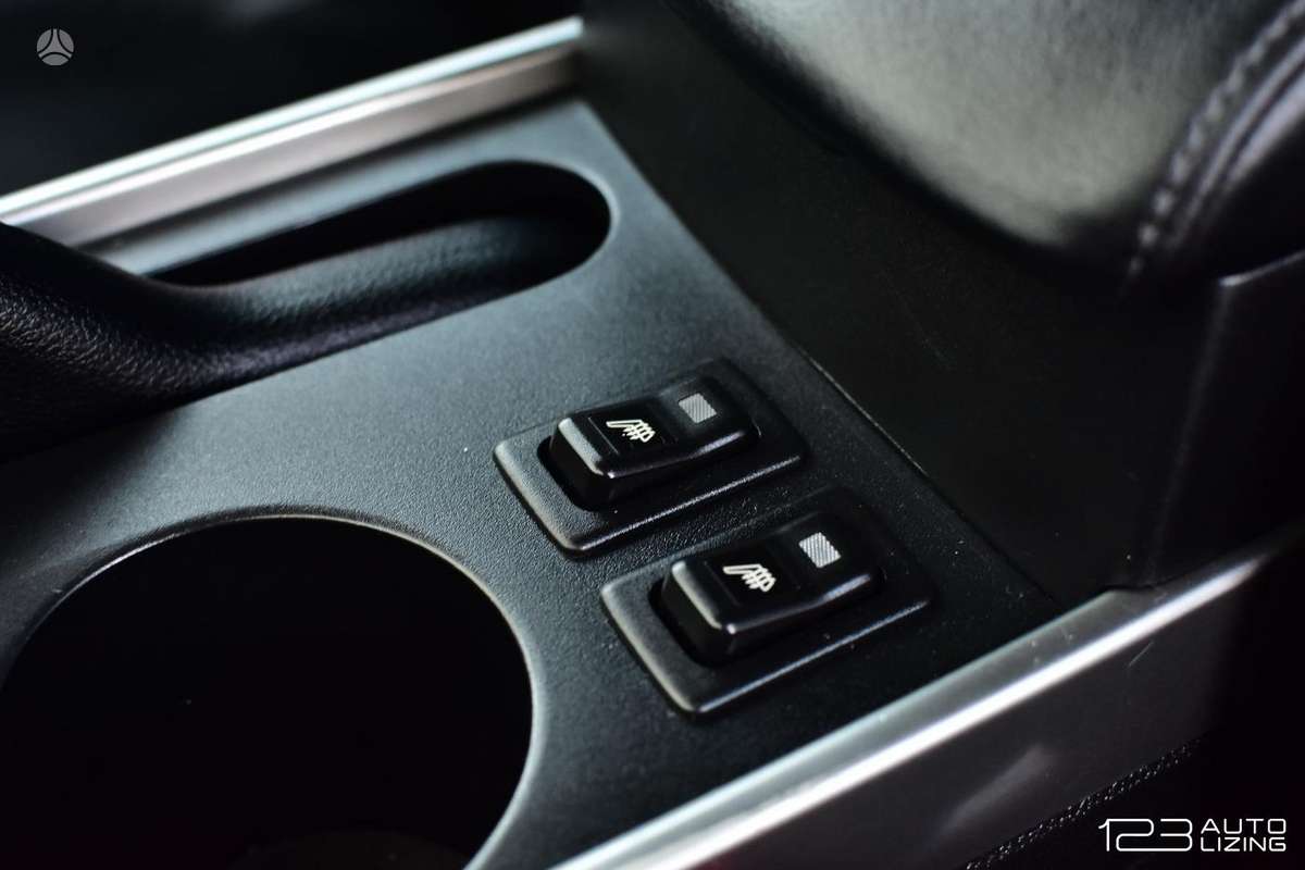Mazda CX-7 2010 — photo 18