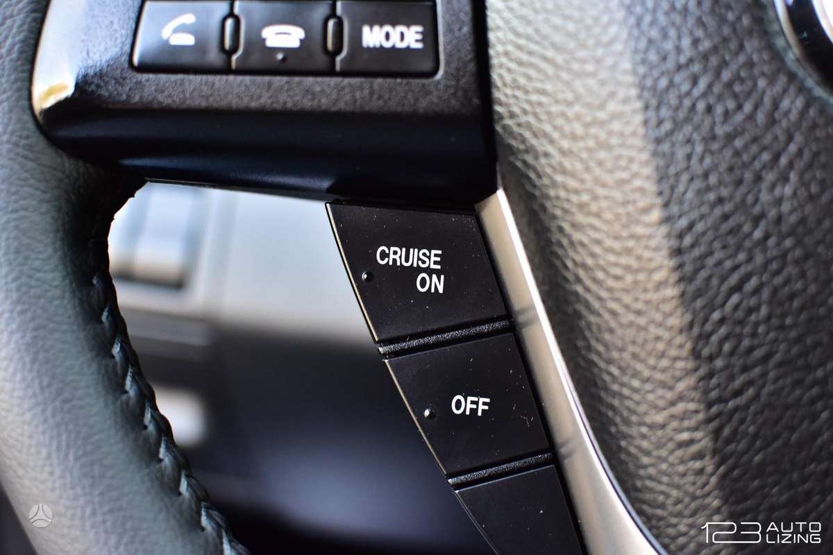 Mazda CX-7 2010 — photo 24