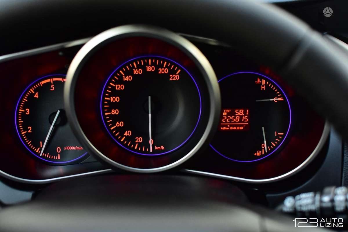 Mazda CX-7 2010 — photo 25