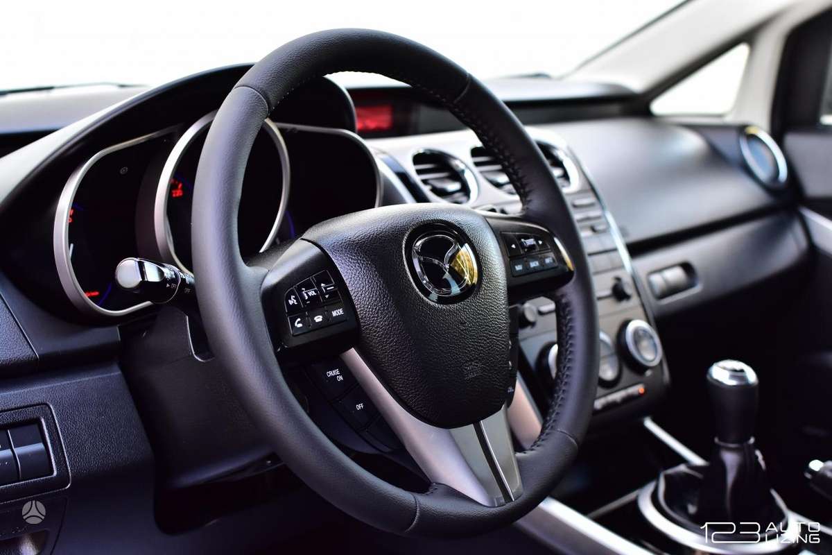 Mazda CX-7 2010 — photo 26