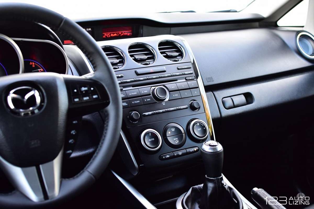 Mazda CX-7 2010 — photo 29