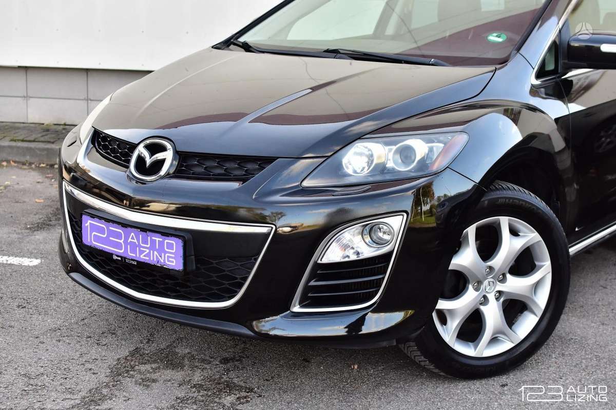 Mazda CX-7 2010 — interior