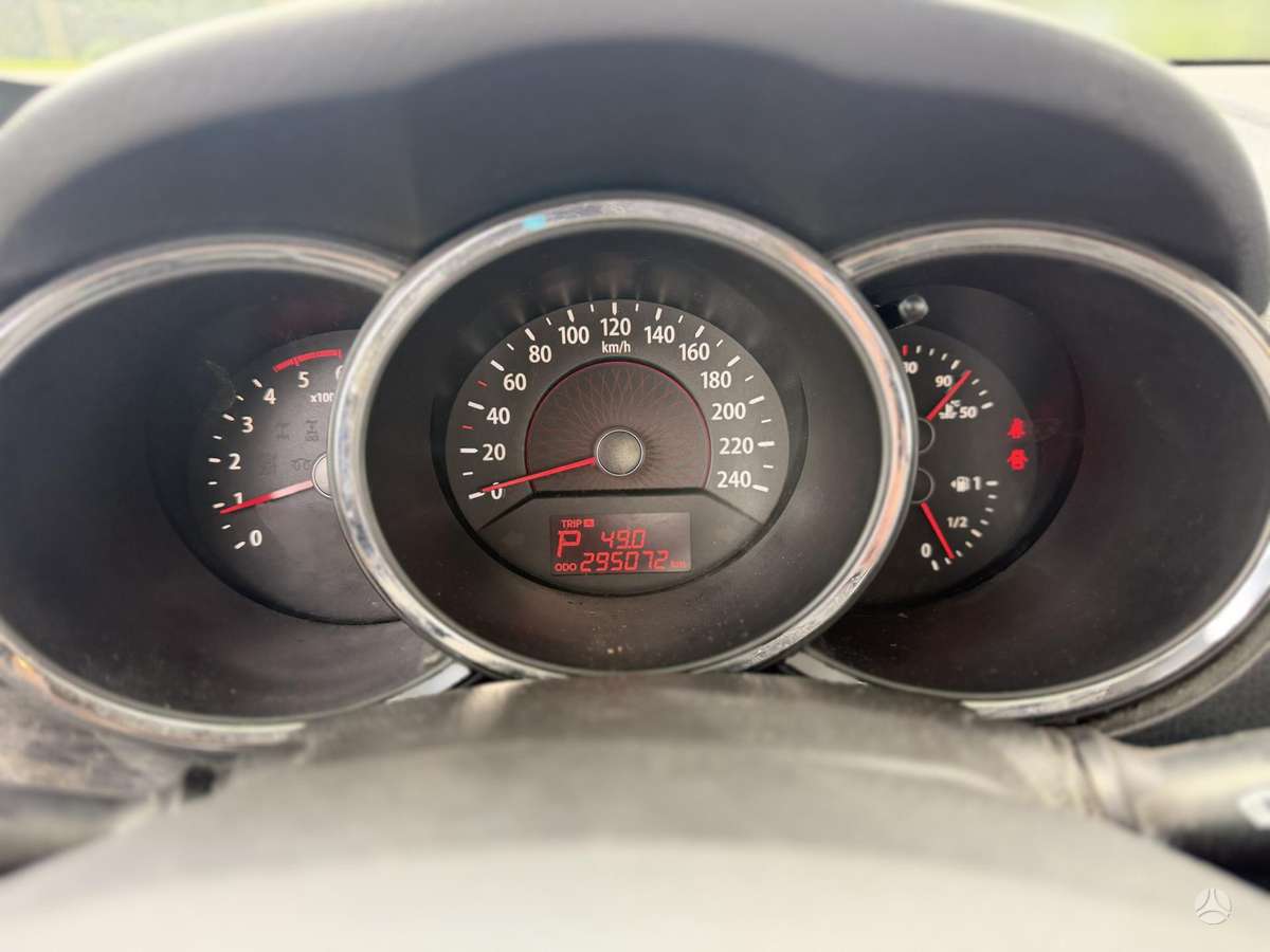 Kia Sorento 2011 — photo 12
