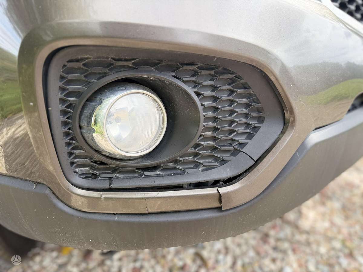 Kia Sorento 2011 — photo 17