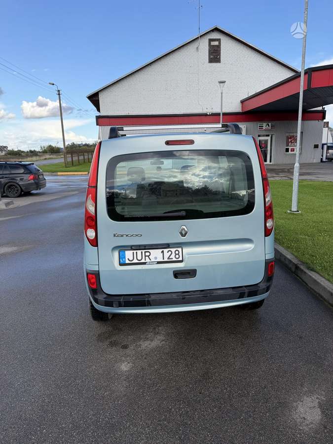 Renault Kangoo 2008 — engine 1598 cm³, 106 HP (78kW)