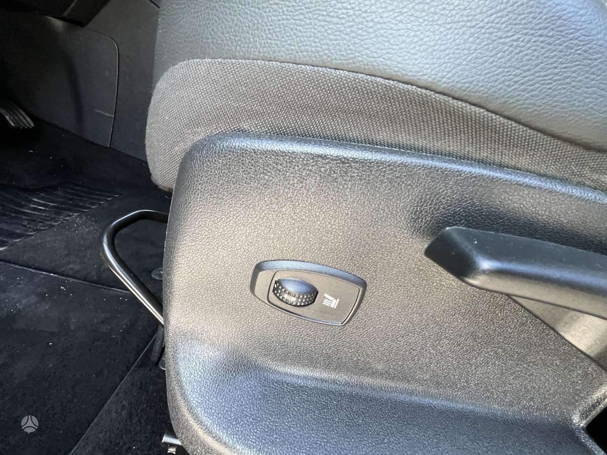 Renault Grand 2015 — photo 15