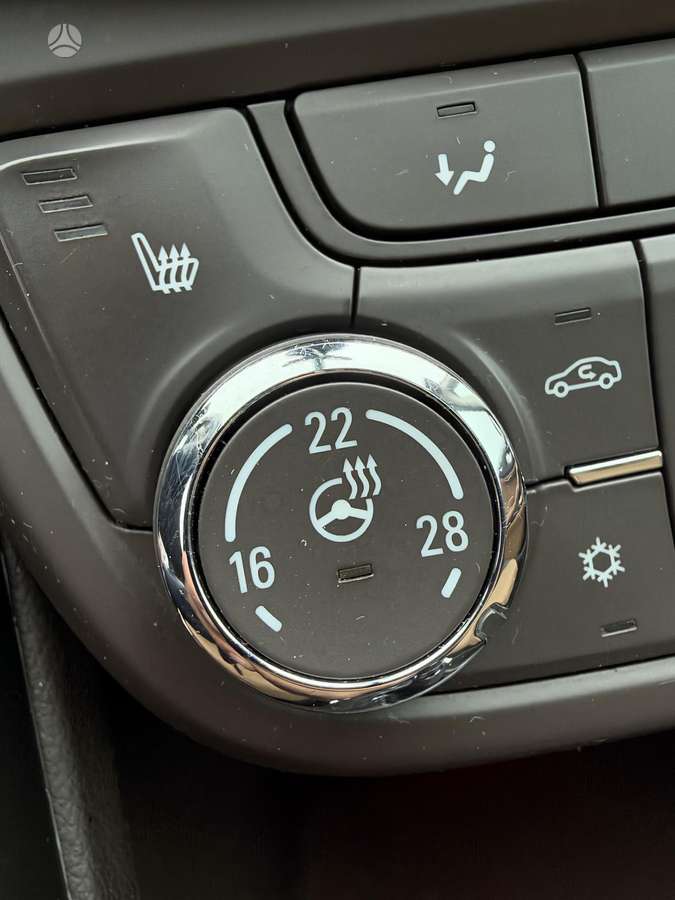 Opel Zafira 2012 — фото 14
