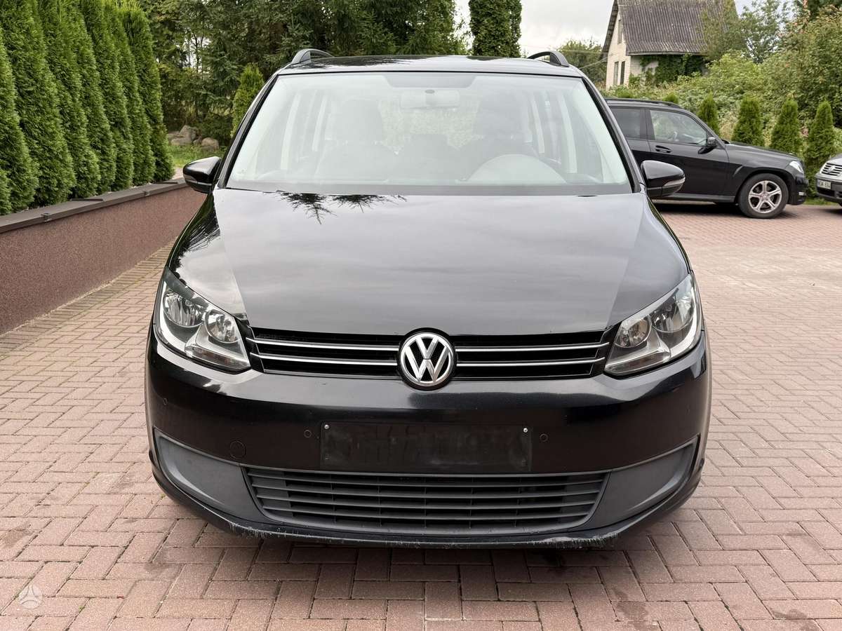 Volkswagen Touran 2012 — photo 6