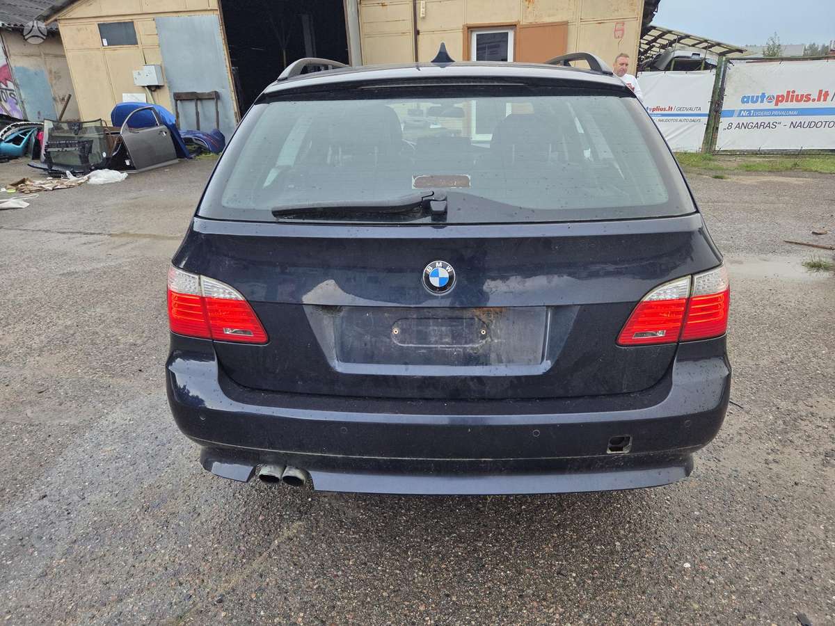 BMW 525 2009 — engine 2993 cm³, 197 HP (145kW)