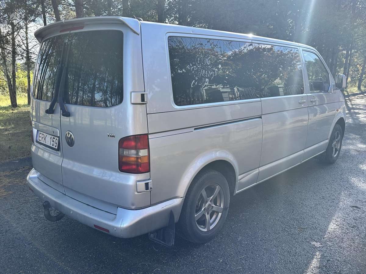 Volkswagen Transporter 2006 — двигун 2500 cm³, 131 HP (96kW)