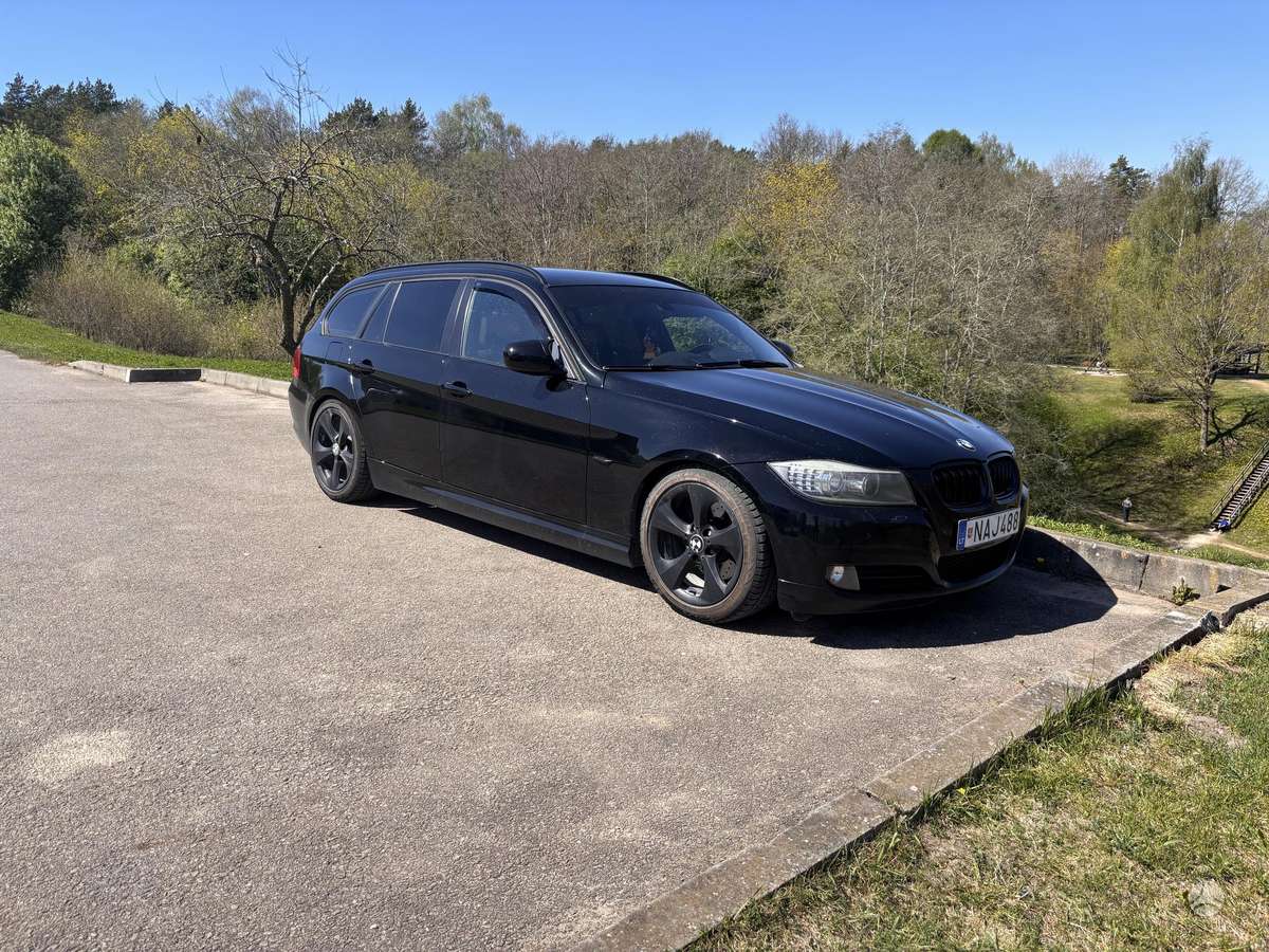 BMW 318 2010 — vehicle for AFU Ukraine
